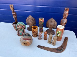 Misc. Tiki Eastern Island Lot