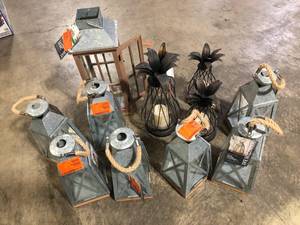 Lot of Lighting Various Models and Conditions Customer Returns See Pictures