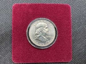 lot 40 image: 1959-D Brilliant Uncirculated Franklin Half Dollar