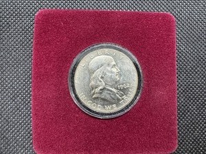 lot 41 image: 1962-D Brilliant Uncirculated Franklin Half Dollar
