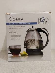 NEW CAPRESSO H2O PLUS ELECTRIC GLASS TEA KETTLE