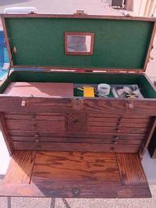 lot 11 image: Starrett Wood Machinist Tool Box With Contents Of 11 Drawers