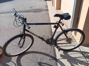 lot 1 image: Raleigh M50 Bike 26 inch, 21 Speed