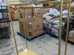 Metal Clothing Rack 47 x 15 x 63...