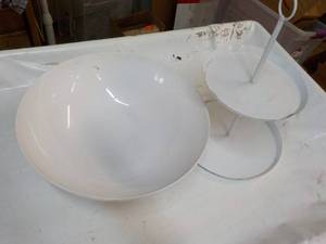 2 tier Metal Display Stand and Larg...