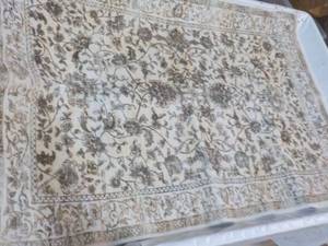 23 x 35 Accent Rug...