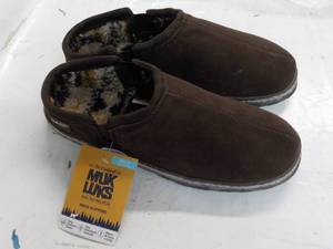 MukLuks size Mens 12 Chocolate Col...