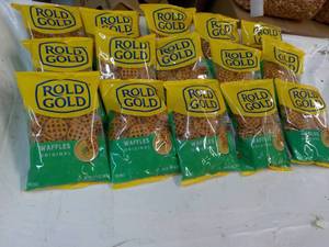 15 x 3 12 oz Bags Rold Gold Waffle...