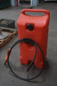 lot 31 image: gas caddy