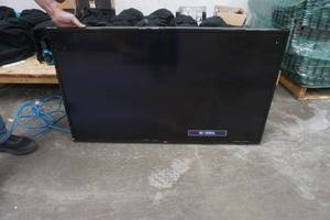 lot 82 image: LG flat screen tv