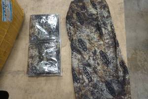lot 143 image: Roxor Neck gaiter