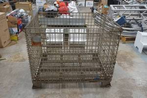 lot 162 image: metal cage on wheels