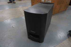 lot 231 image: Bose speaker