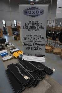 lot 246 image: banner