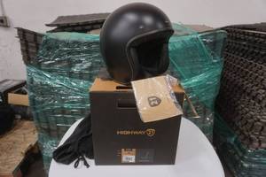 lot 279 image: helmet