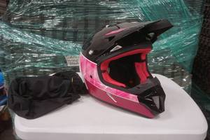 lot 306 image: helmet