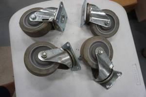 lot 325 image: castor wheels
