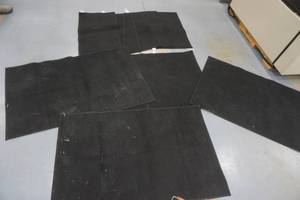 lot 368 image: rug