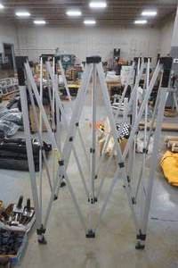 lot 401 image: canopy frame