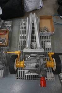 lot 416 image: demonstration platforms