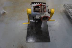 lot 418 image: steel base