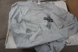 lot 432 image: mens t-shirts