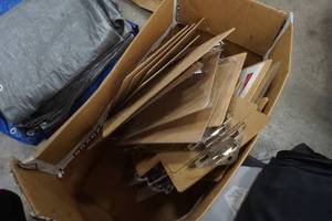 lot 501 image: clipboards