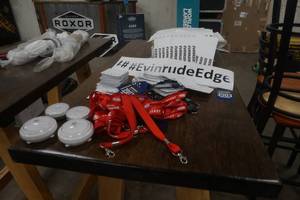 lot 514 image: promotional items