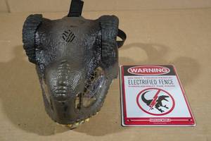 lot 60 image: Jurassic Park Mask with Sound and Sign