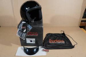 lot 69 image: Daytona DOT Daytona Cruiser Motorcycle Helmet -Large, Hi Gloss Black