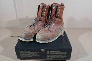 lot 70 image: Irish Setter 8 Wingshooter St Mens Work Boots -Size 10.5