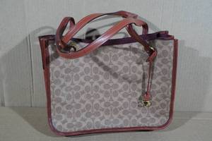 lot 90 image: Coach Tyler Carry All Signature Shoulder Bag