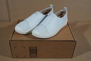 lot 98 image: Vionic Womens Zinah Loafers -Size 9