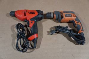 lot 112 image: Black & Decker and Ridgid Corded Drills