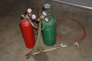 lot 120 image: Oxy-Acetylene Torch Outfit