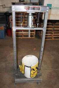 lot 141 image: Central Machinery 12 Ton Press