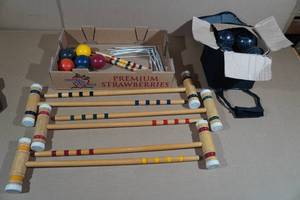 lot 154 image: Bocce Ball & Croquet Sets