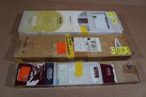 lot 178 image: 3 Sets of Blinds