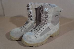 lot 182 image: HQ Issue Mens Desert Boots -Size 11