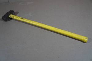 lot 236 image: Truper Sledge Hammer