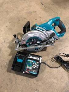lot 6 image: Makita 40V Max XGT Brushless Cordless Rear Handle 7-14 in. Circular Saw Battery Not Included  Customer Returns See Pictures