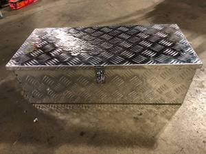 lot 31 image: Karl home 30 in. Silver Aluminum Underbody Truck Tool Box Double RV ATV Trailer Storage Boxes with Locks Keys   Customer Returns See Pictures