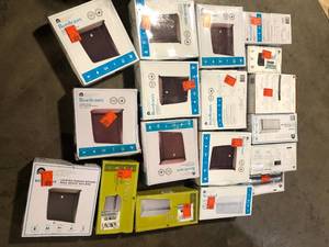 lot 42 image: Lot of Assorted Mailboxes Various Models and Conditions  Customer Returns See Pictures