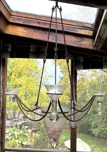lot 37 image: Pretty Patio Chandelier
