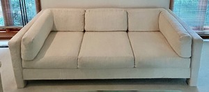 lot 18 image: Vintage Mid-Century Sofa