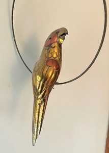 lot 146 image: Vintage Golden Metal Parrot Decor