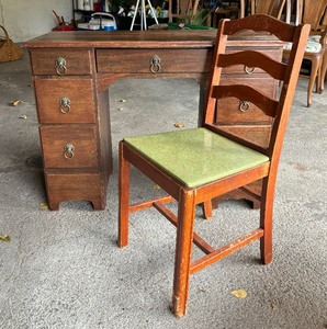 lot 230 image: Vintage Desk with Chair