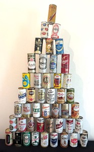 lot 53C image: Vintage Beer Cans