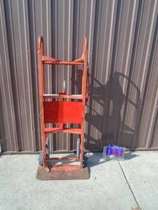 lot 105 image: 2 wheel refer dolly. As shown.