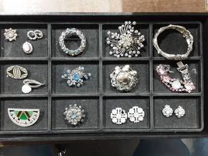 Lot Of Vintage Jewelry